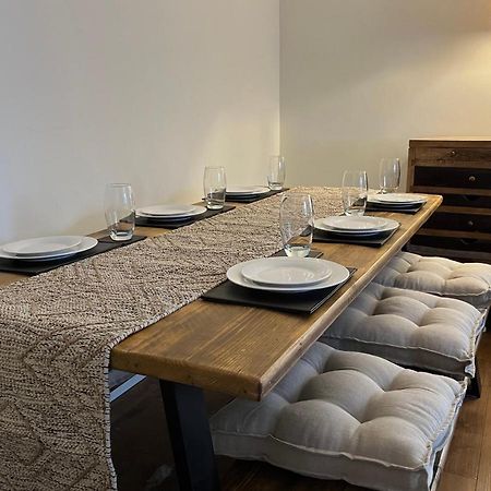 Stunning Beverley Bungalow W Fireplace, Private Parking, And Garden Kültér fotó